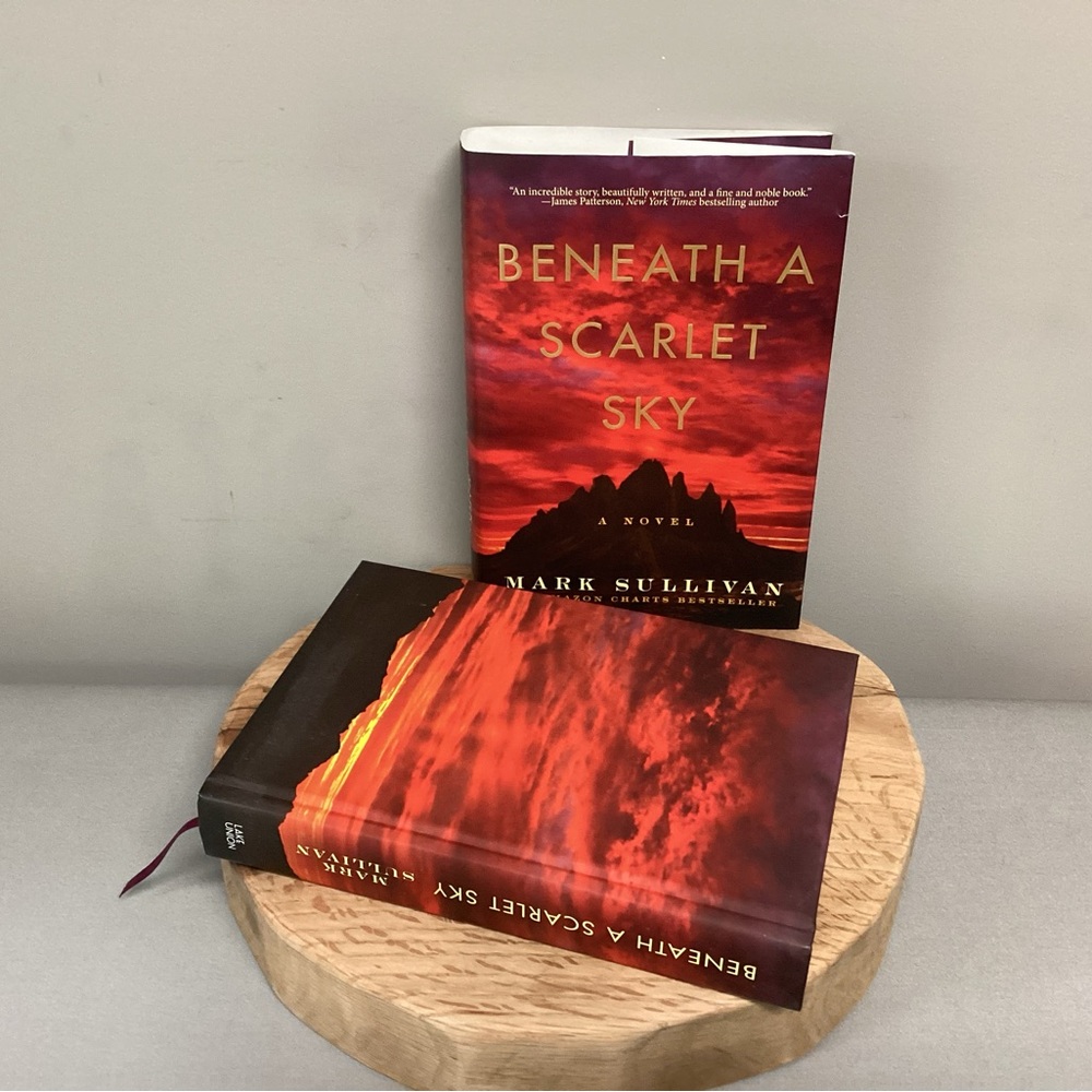 🔴 Hardcover - Beneath A Scarlet Sky - Mark Sullivan - A Novel - Excellent Read - Picture 9 of 12